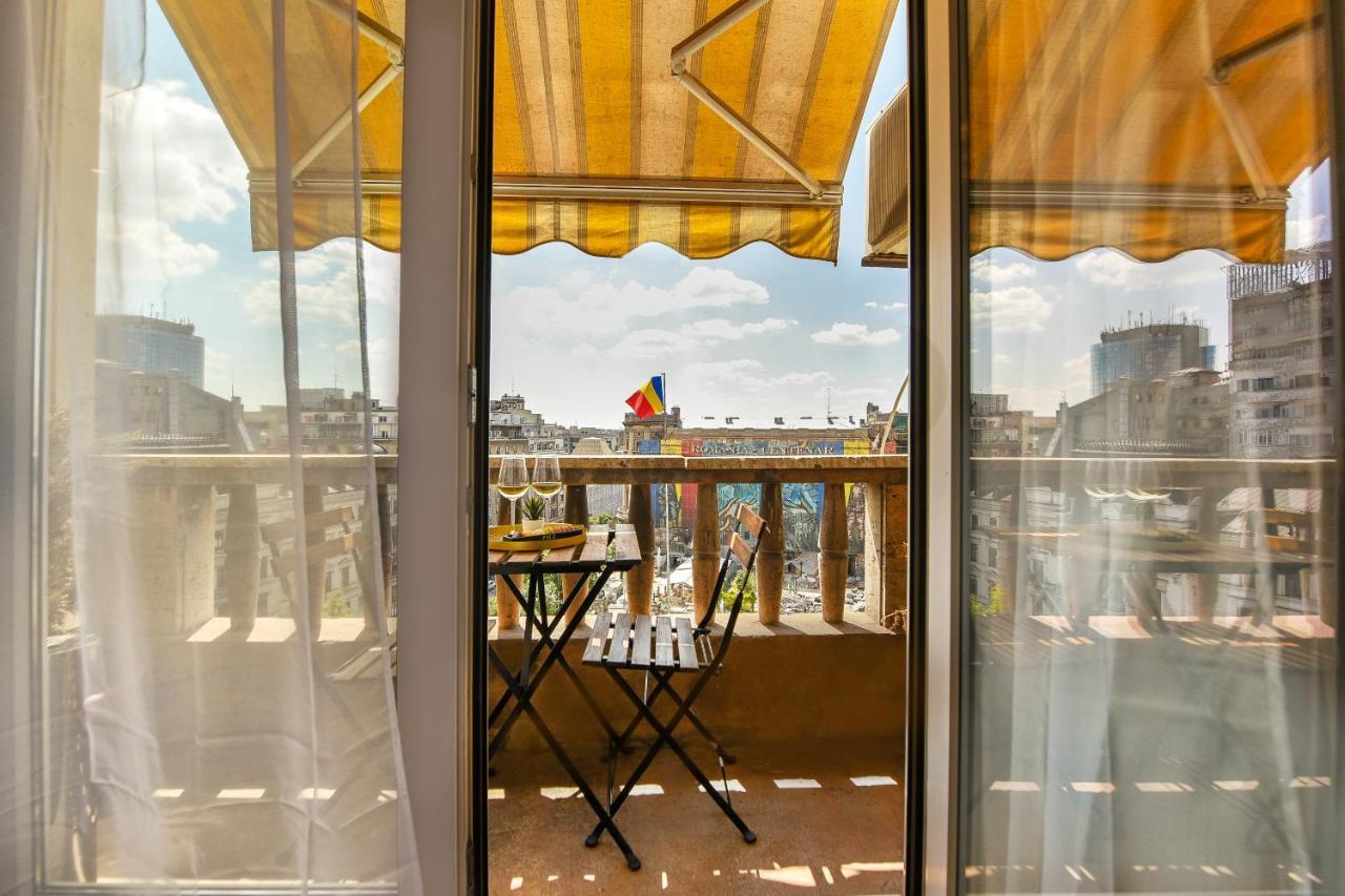 Chic Accommodation With Breathtaking Views Over Calea Victoriei - Your Central Heaven Bukarest Kültér fotó